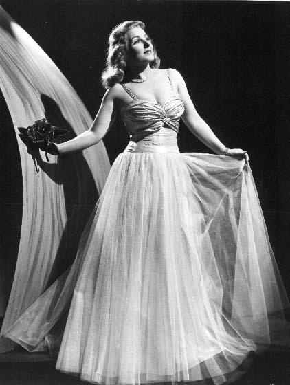 jessica03.jpg (37656 bytes)